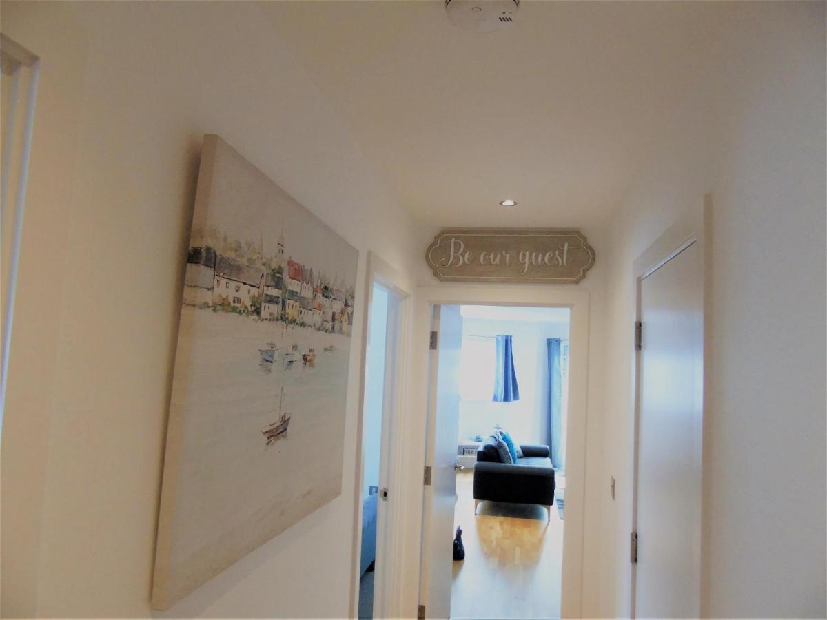 Seaview, Luxury Apartment, 2 Min Walk To Porth Beach New Quay Eksteriør bilde